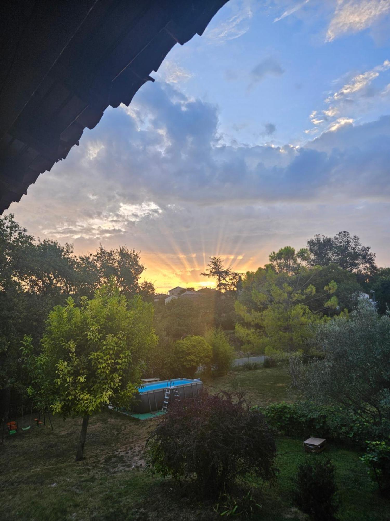 Le Temps D'une Pause ! Petit-dejeuner Inclus ! Homestay